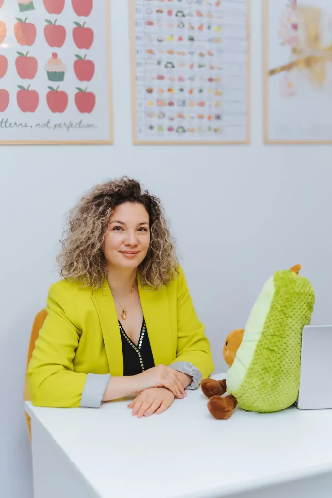 Monica Sanpalean Nutritionist-Dietetician autorizat de colegiul dieteticienilor, nutritie pediatrica, targu mures, integraviva